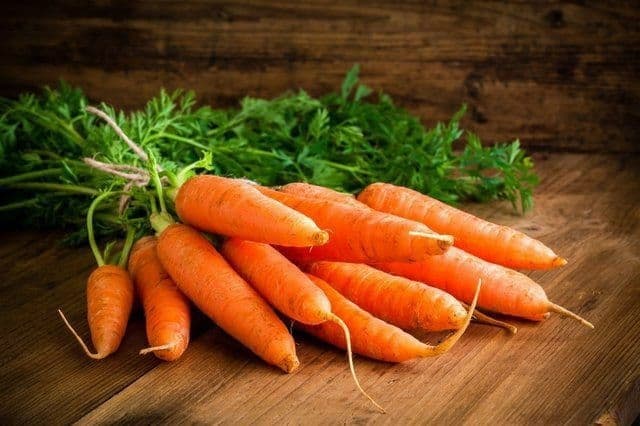 یک وعده بزرگ: هفته‌ آینده هویج ۱۲هزارتومانی، ۱۰هزار تومان می‌شود