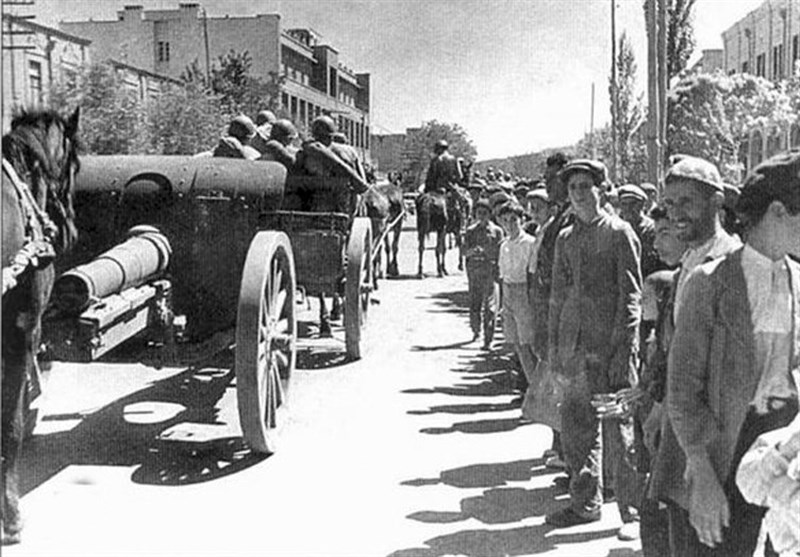 ۲۵ شهریور ۱۳۲۰ شکست حکومت بدون مردم
