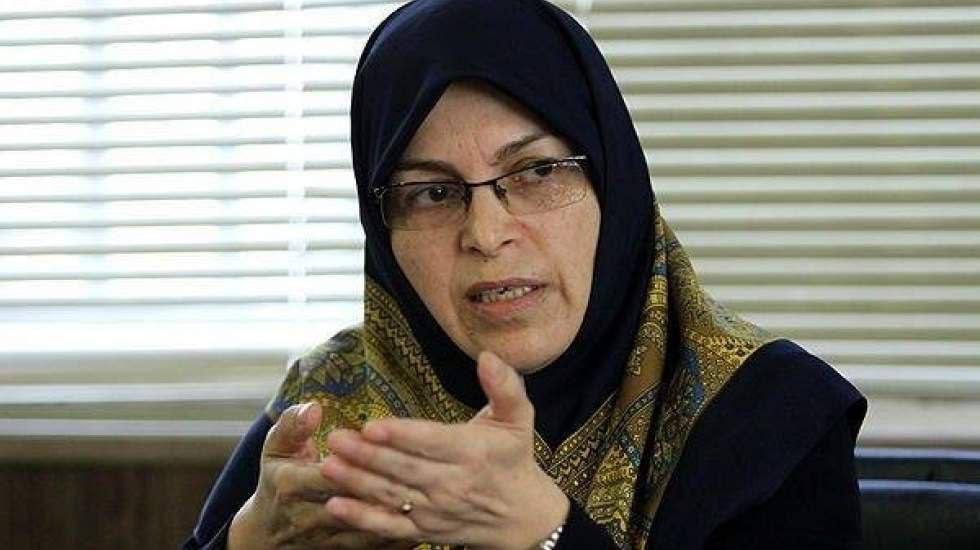 آذر منصوری: نمایندگان مجلس حاضرند دختران ۱۳ ساله خود را به عقد مردان درآورند؟