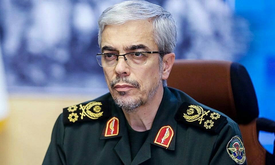 سرلشکر باقری: تحریم‌ها برداشته شود، یکی از بزرگ‌ترین صادرکنندگان سلاح خواهیم بود