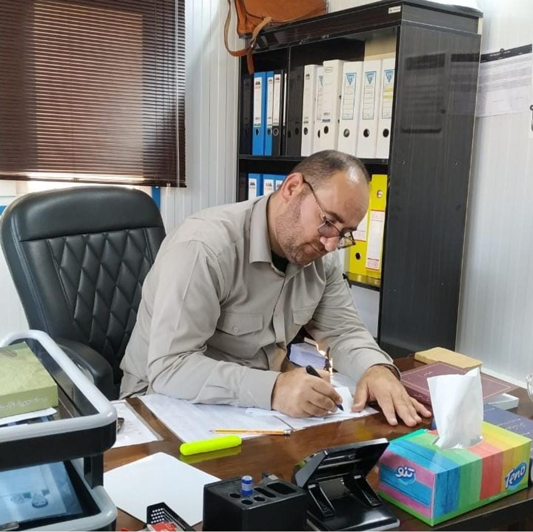 درد دلی با رهبرم به مناسبت سالروز سفر پرخیر برکت ایشان در هشتم فروردین ماه ۱۳۹۰ به منطقه ویژه اقتصادی انرژی پارس