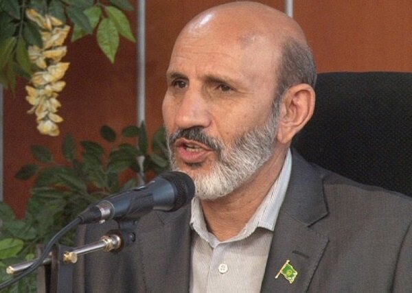 عضو کارگروه ساماندهی مد و لباس: زنان به ازای هر روزی که با پای عریان قدم می‌زنند، هر ساعت از عمر سلامتی شان کم می‌شود