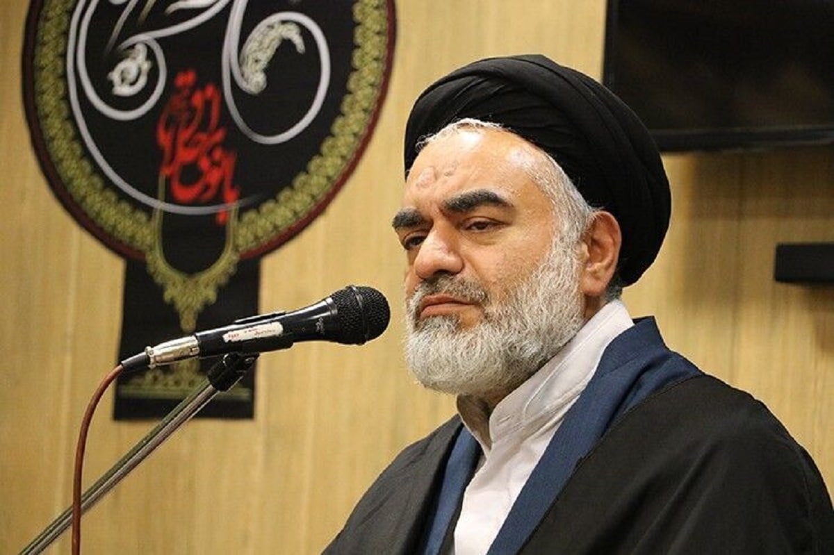 مهدوی، امام جمعه اصفهان: فروپاشی آمریکا آرزوی همه ما ایرانیان است؛ امیدواریم هر چه زودتر شاهدش باشیم