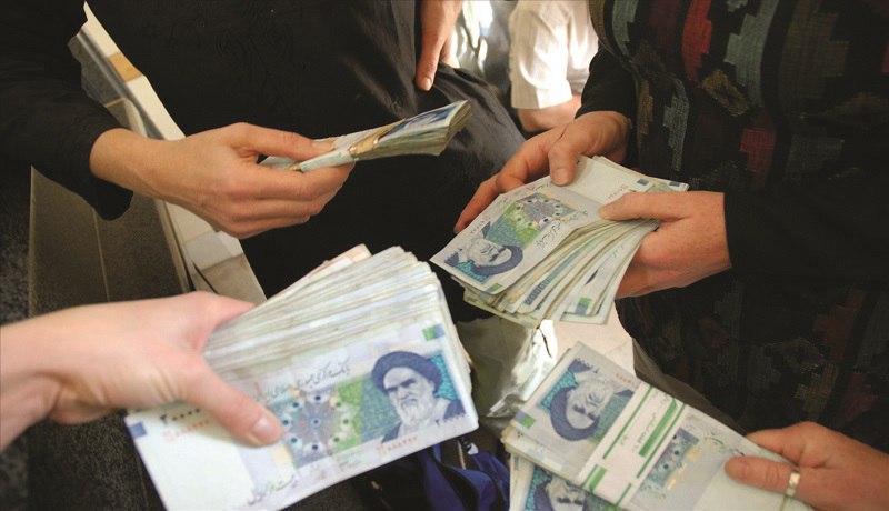 ادعای عجیب دولت / نقدینگی در دولت رئیسی کاهش یافت؟