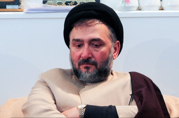 انتقاد ابطحی از شورای انقلاب فرهنگی: حقوقتان حلال است؟