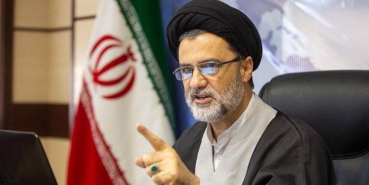 نبویان:در فتنه اخیر، دشمن از میان دانشجویان، دانش آموزان، اساتید و اقشار مختلف جامعه یارگیری‌ها کرده بود 
