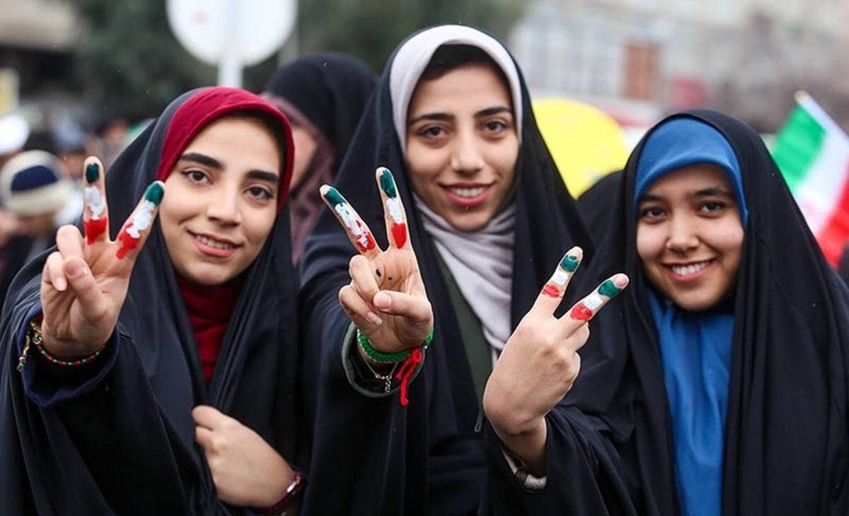 روزنامه دولت: امید زنان در دولت رئیسی زیاد شده!