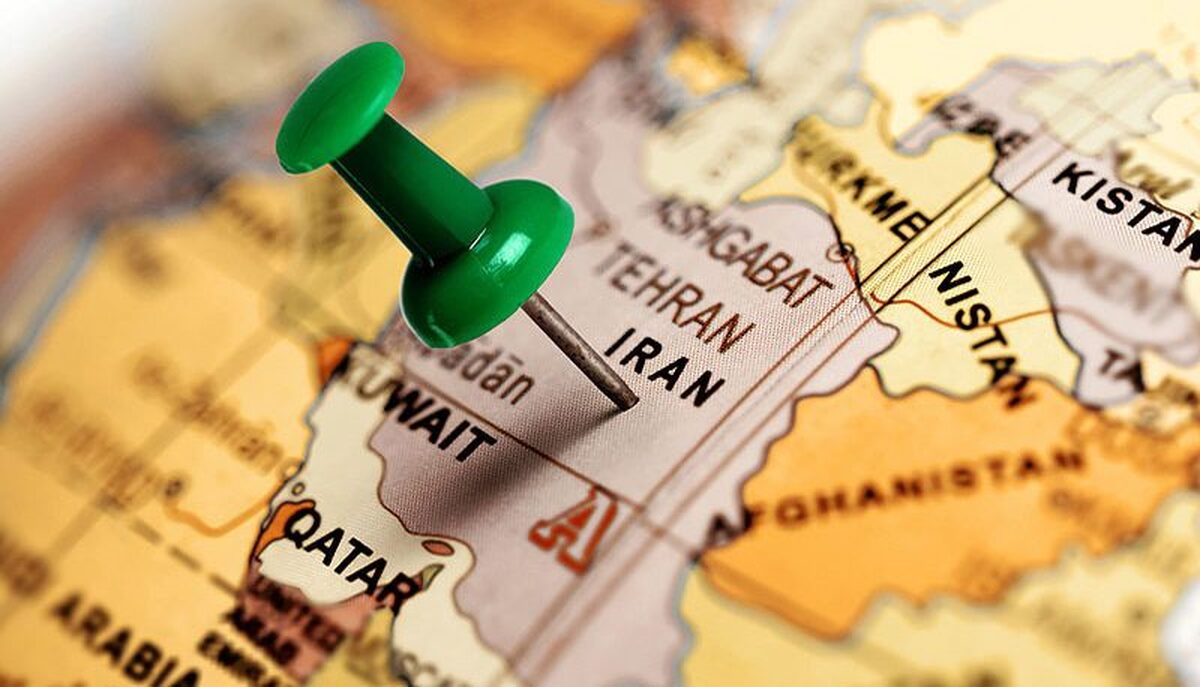 تاریخ را که ورق بزنیم یک صفحه در میان از جماعت روس خیانت می‌بینیم