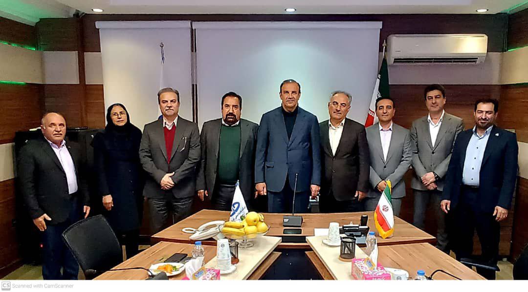 مراسم تودیع مهندس عیسی اسحاقی در دفتر مرکزی پتروشیمی خارک برگزار گردید