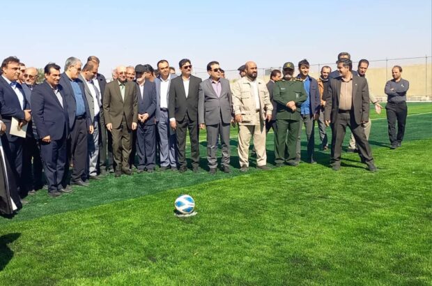 بهره برداری از ۱۲ پروژه ورزشی در تنگستان با حضور وزیر علوم و استاندار بوشهر