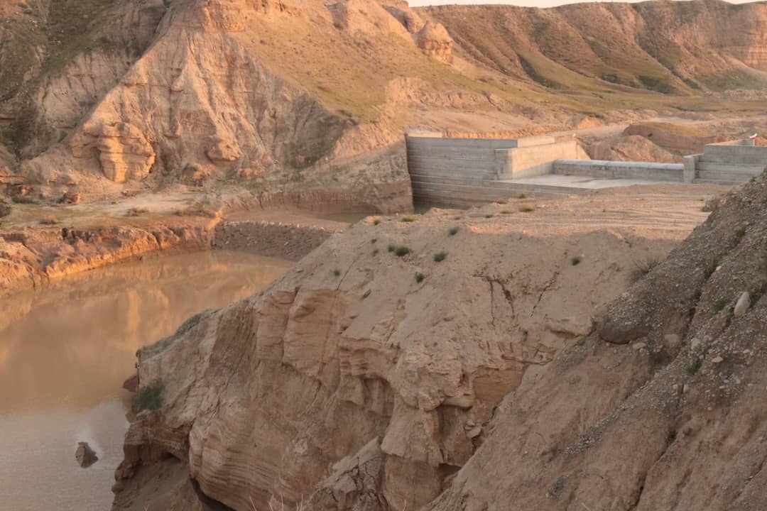 پروژه بند خاک و سیمان دره امیری شهرستان دیلم به بهره برداری رسید