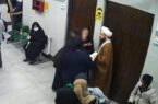 کیهان و خوانندگان؛ زن هتاک در ماجرای درمانگاه قم باید مجازات شود