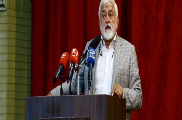 با هر تب اقتصاد ایران، فرشاد مومنی هم تب می کرد
