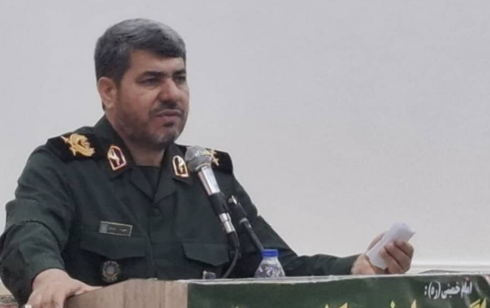 فرمانده سپاه امام صادق( ع) استان بوشهر:اختلاف ودو دستگی در جامعه ومسئولان را در حمله به ایران عزیزحریص تر می کند
