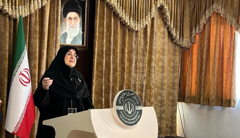 تصمیمی برای افزایش قیمت بنزین گرفته نشده / تصویب حذف 4 صفر از پول ملی – تبدیل ریال به تومان – بازگشت قِران / کدام انزوا؟ ما در انزوانیستیم