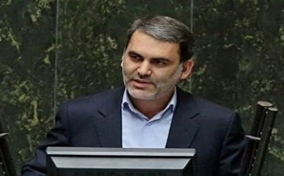 نماینده مجلس: خواستیم بودجه نهادهای بی تاثیر در زندگی مردم را حذف کنیم/ اما قدرت و نفوذشان مانع شد